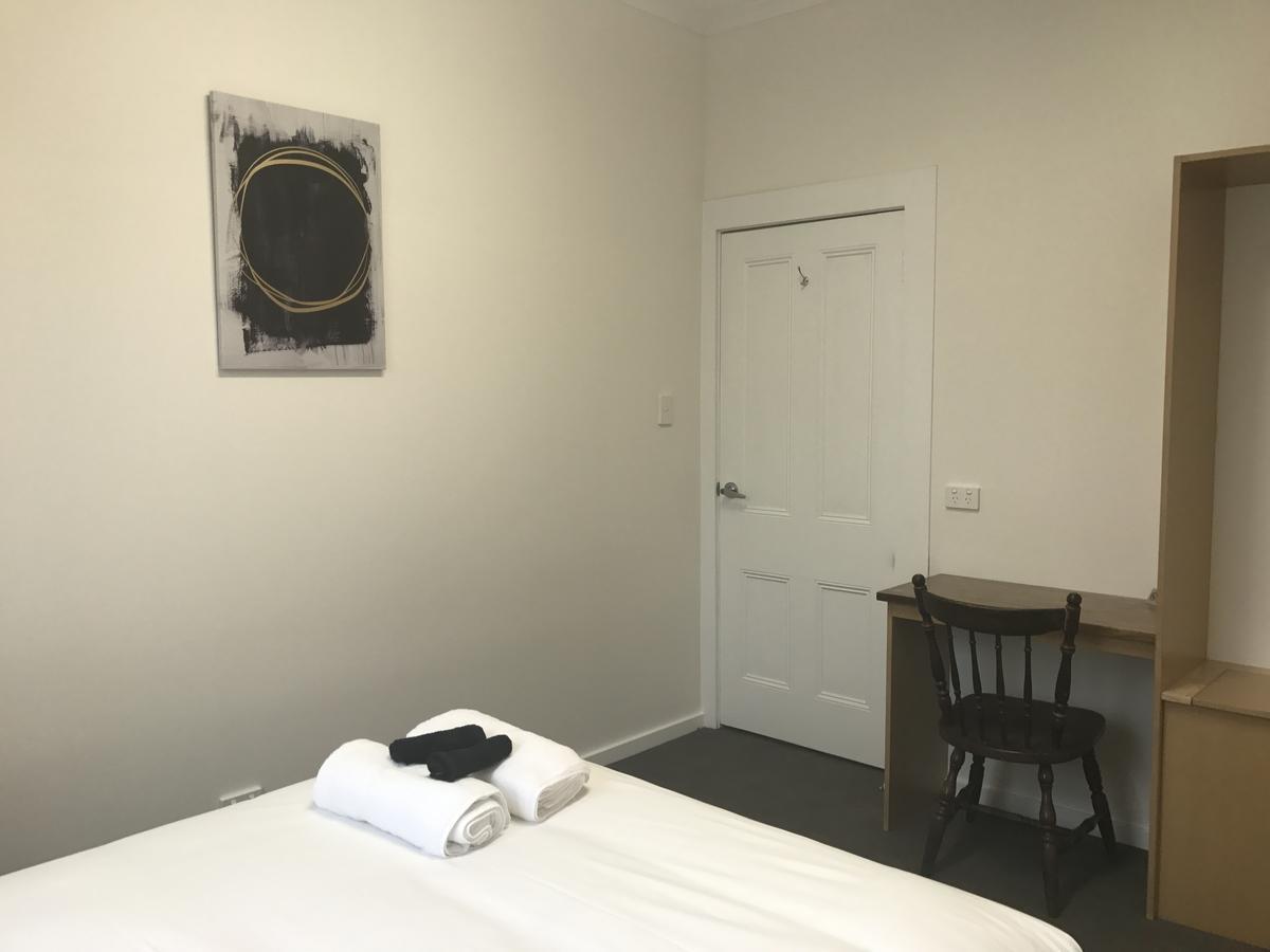 Okeefes Hotel Backpackersロンセストン エクステリア 写真