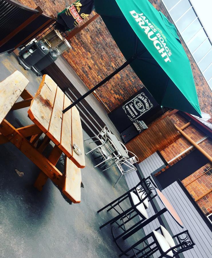 Okeefes Hotel Backpackersロンセストン エクステリア 写真